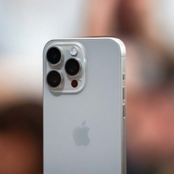 iPhone 15 Pro Max - Image 4